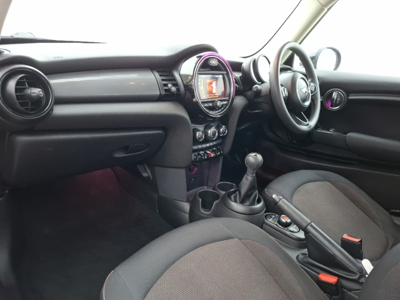 Mini Hatch 1.5 Cooper Classic II NG19YLN Orange #5