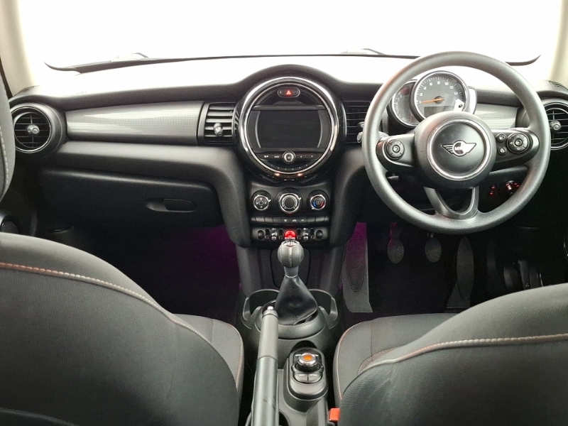 Mini Hatch 1.5 Cooper Classic II NG19YLN Orange #3