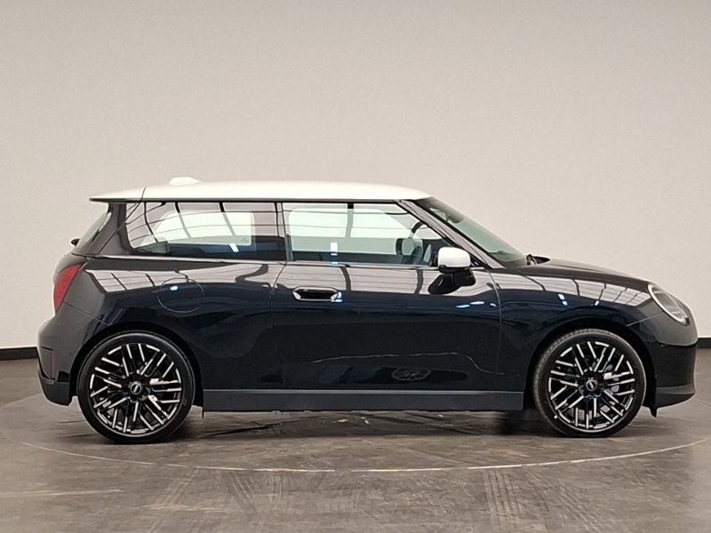 Mini Hatch 160Kw Se Exclusive 54Kwh Black #3