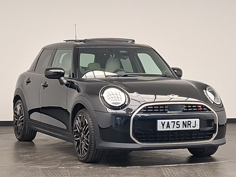 Mini Hatch 2.0 S Exclusive Black