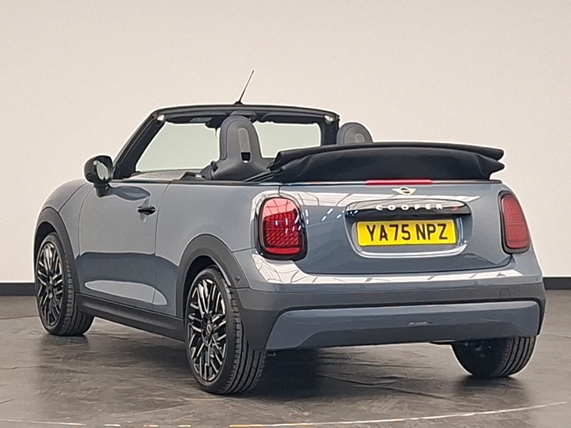 Mini Hatch 2.0 S Exclusive YA75NPZ Grey #2