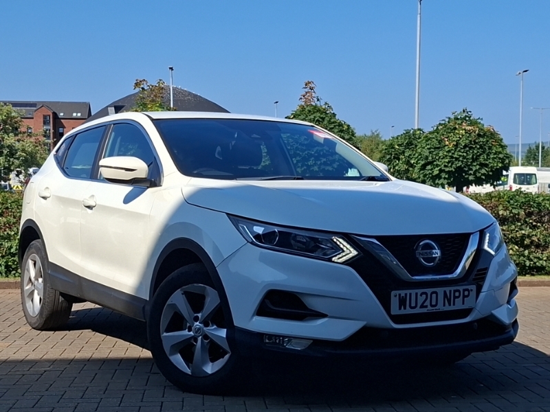 Nissan Qashqai 1.3 Dig-t 160 Acenta Premium White