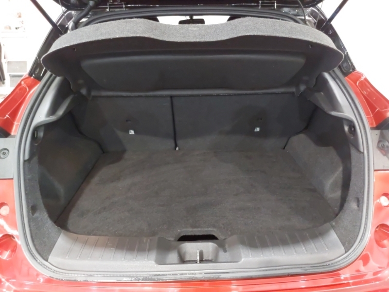 Nissan Juke Dig-t Tekna Plus Blue #18