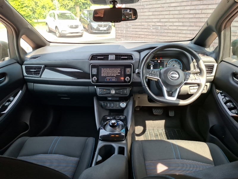 Nissan Leaf 110Kw N-connecta 39Kwh Grey #3