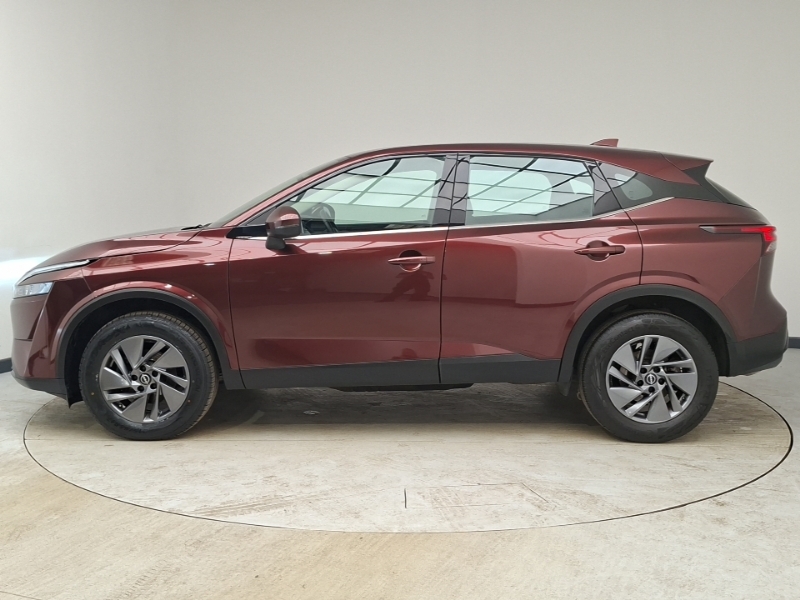 Nissan Qashqai 1.3 Dig-t Mh Acenta Premium NV23UMK Red #4