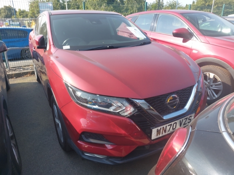 Nissan Qashqai 1.3 Dig-t 160 157 Acenta Premium Dct Red