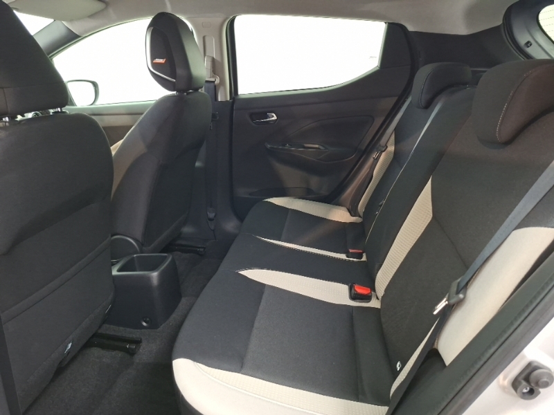 Nissan Micra 1.0 Ig-t 92 Tekna Cvt Silver #6