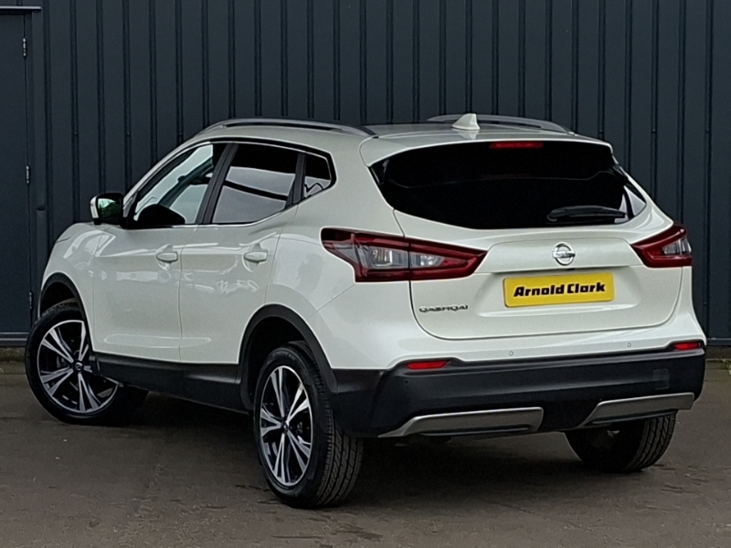 Nissan Qashqai 1.3 Dig-t 160 157 N-connecta Dct Glass Roof VA70AYE White #2