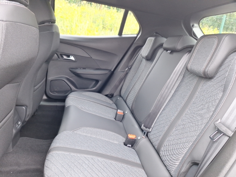 Peugeot 2008 1.2 Puretech 130 Allure Eat8 Grey #6