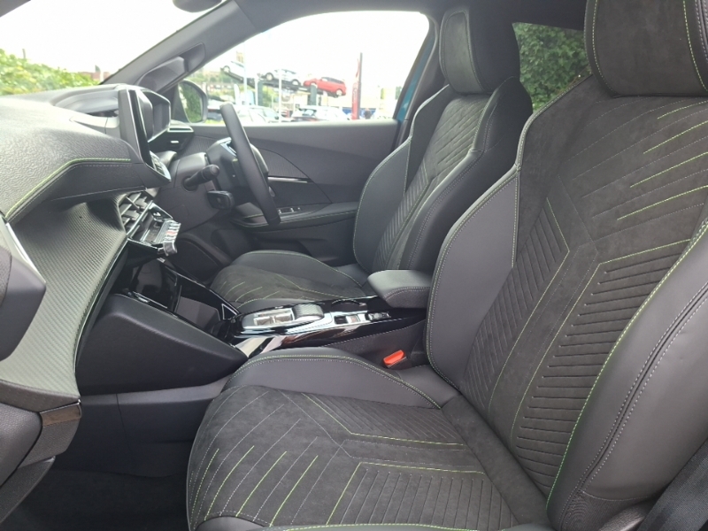Peugeot 2008 1.2 Puretech 130 Gt Premium Eat8 Blue #5
