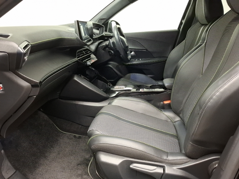 Peugeot 2008 1.2 Hybrid 136 Gt E-dsc6 Black #5
