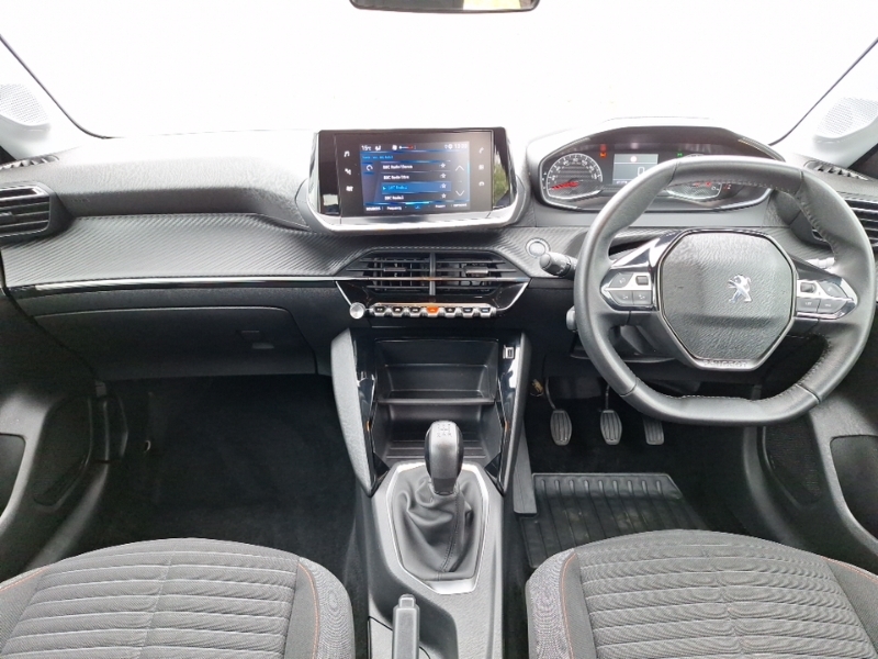 Peugeot 208 1.2 Puretech Active Premium White #3