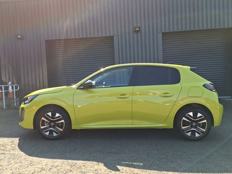 Peugeot 208 1.2 Puretech 100 Allure SJ26VBO Yellow #4