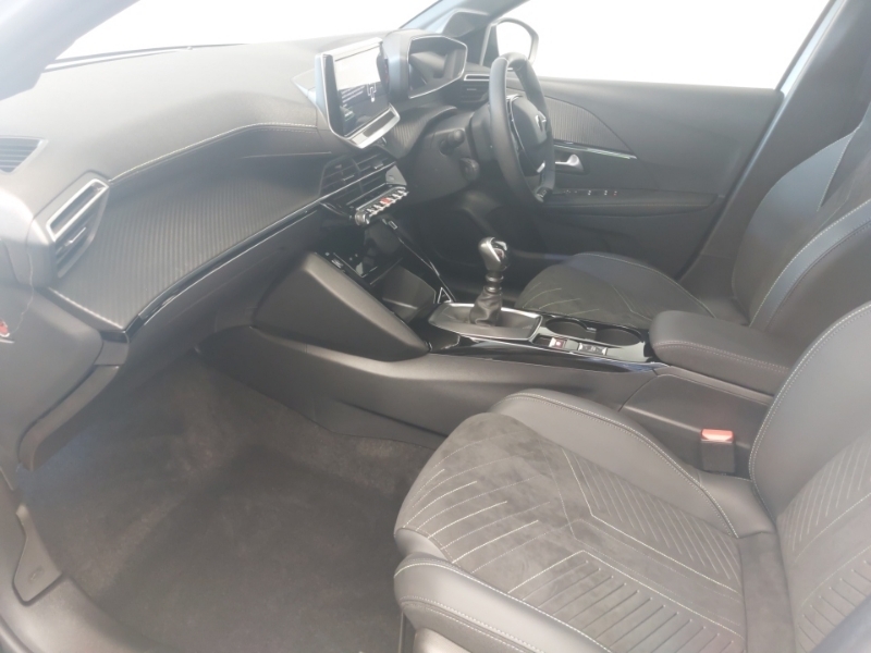 Peugeot 208 1.2 Puretech 100 Gt Premium SD26JYN White #5