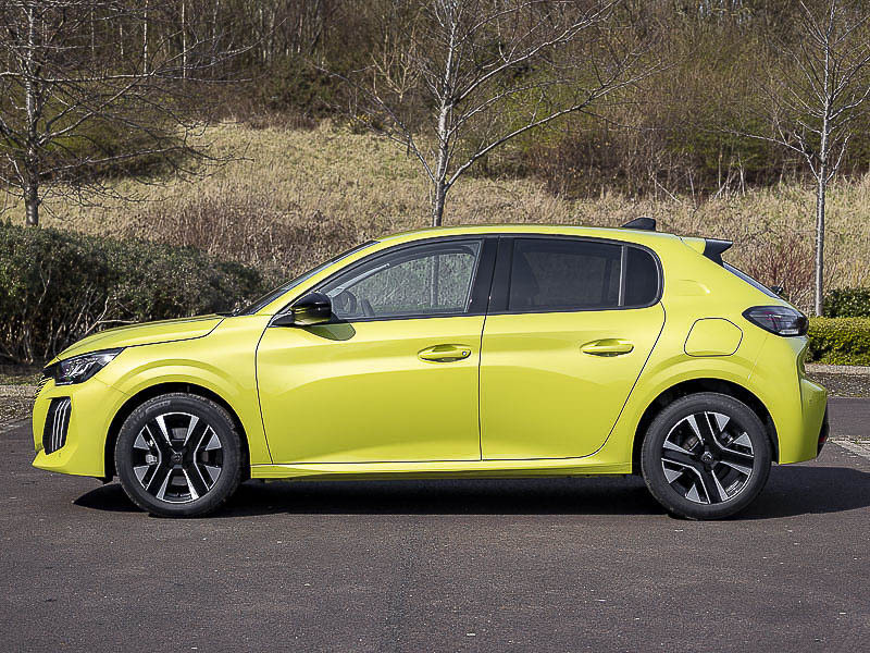 Peugeot 208 1.2 Puretech 100 Allure Yellow #4