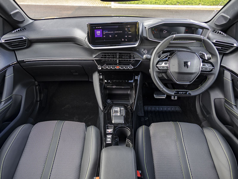 Peugeot 208 1.2 Hybrid 110 Gt E-dsc6 Black #3