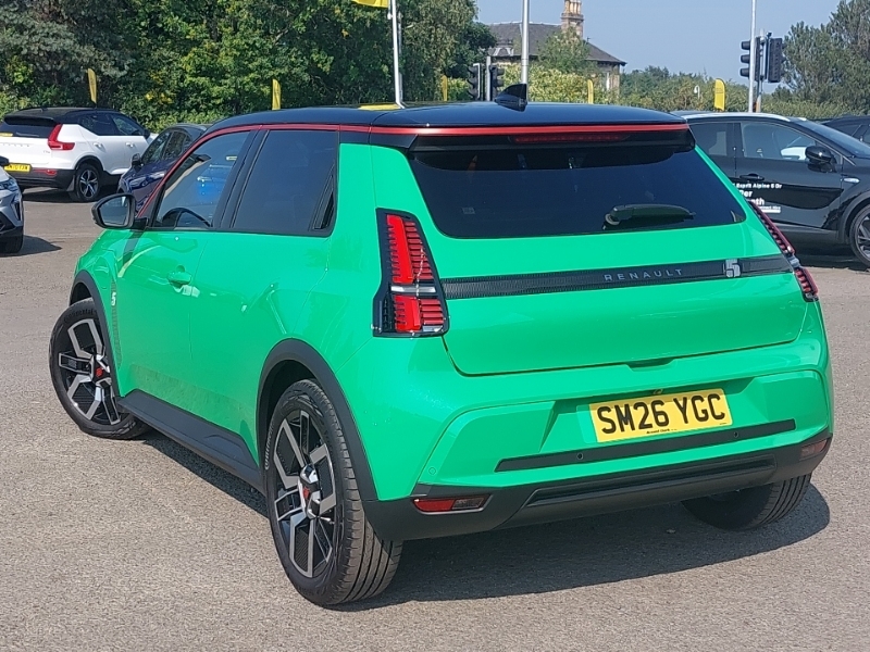 Renault 5 E-Tech 110Kw Techno Comfort Range 52Kwh Green #2