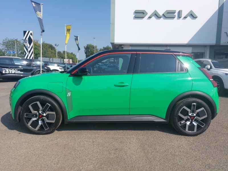 Renault 5 E-Tech 110Kw Techno Comfort Range 52Kwh Green #4