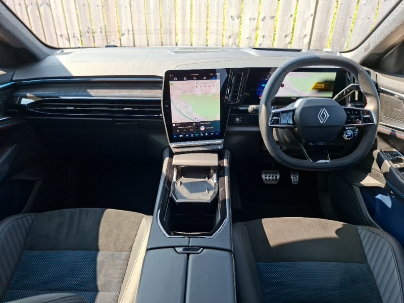 Renault Rafale E-tech Phev Atelier Alpine Awd White #3