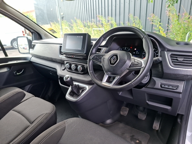 Renault Trafic Ll30 Blue Dci 130 Extra Safety Van White #3
