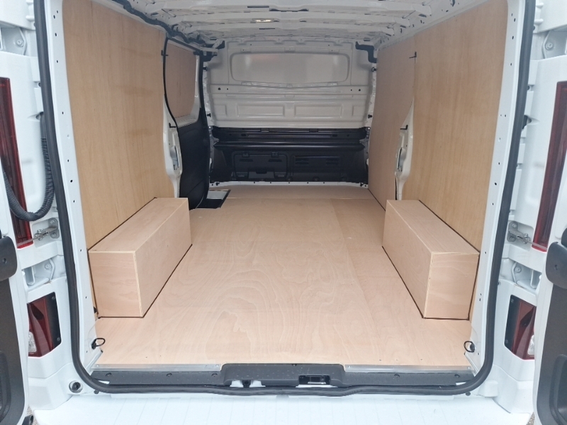 Renault Trafic Ll30 Blue Dci 150 Extra Safety Van White #8