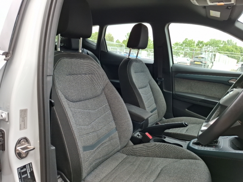 Seat Arona 1.0 Tsi Se Technology Red #17