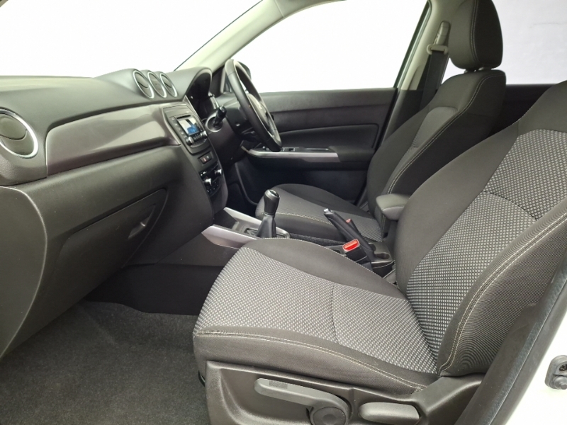 Suzuki Vitara 1.0 Boosterjet Sz4 White #5