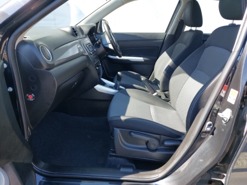 Suzuki Vitara 1.6 Sz4 Black #5