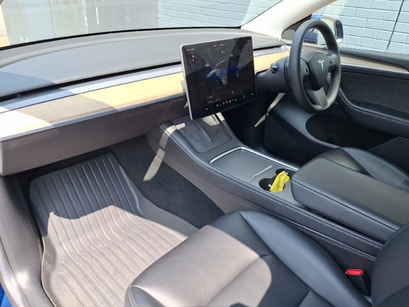 Tesla Model Y Long Range Awd Blue #5