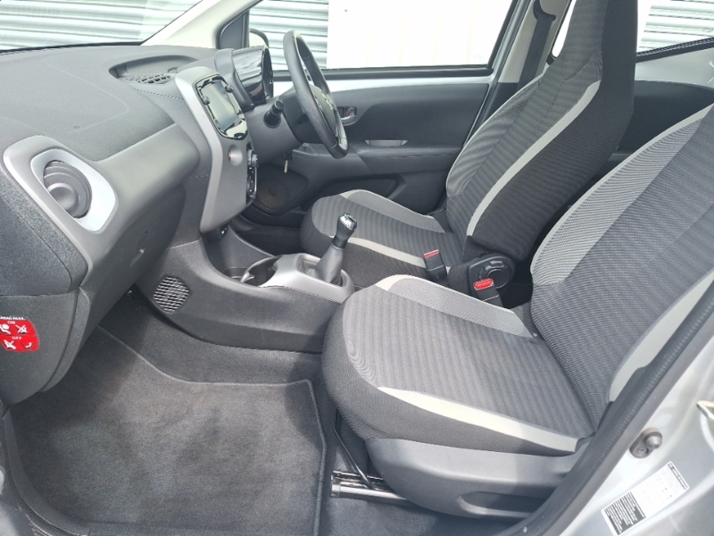 Toyota Aygo 1.0 Vvt-i X-play Silver #5