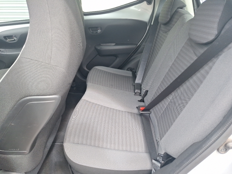Toyota Aygo 1.0 Vvt-i X-play Silver #6