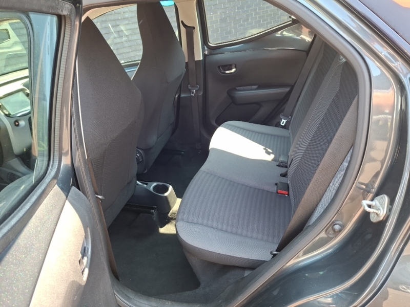 Toyota Aygo 1.0 Vvt-i X-play Grey #6