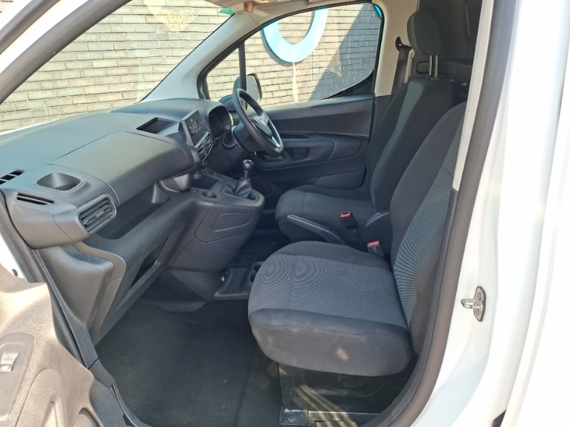 Vauxhall Combo 2300 1.5 Turbo D 100Ps H1 Edition Van White #5