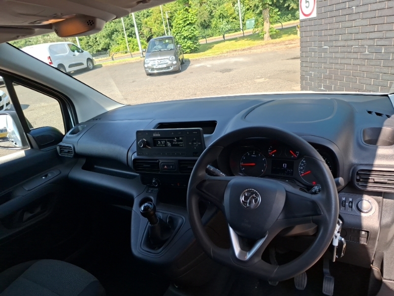 Vauxhall Combo 2300 1.5 Turbo D 100Ps H1 Edition Van White #3