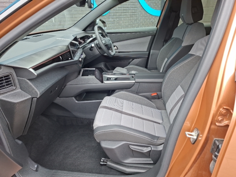 Vauxhall Grandland 1.2 Hybrid 136 Gs E-dct6 DL25CWY Brown #5
