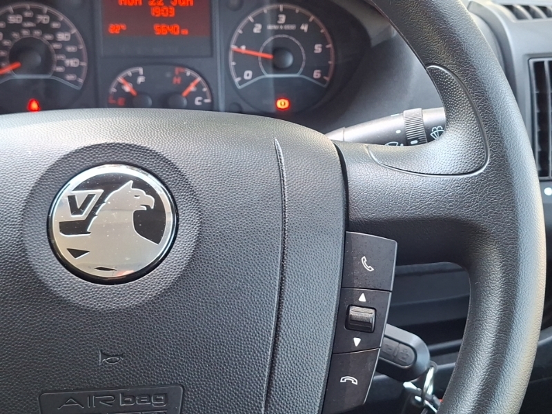 Vauxhall Movano Prime White #12