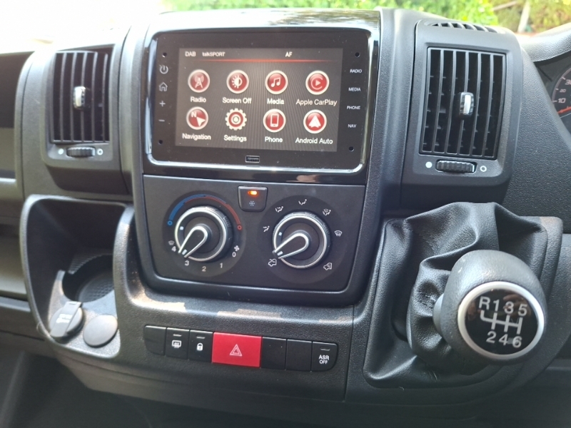 Vauxhall Movano Prime White #14