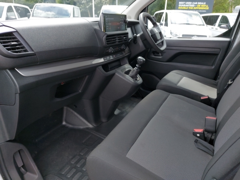Vauxhall Vivaro 1.5 Turbo D 120 Prime H1 Van White #5