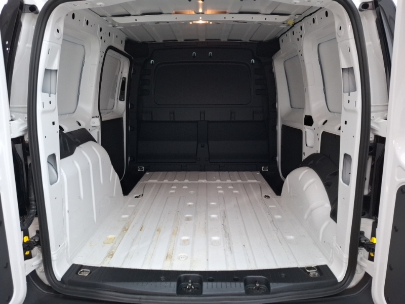 Volkswagen Caddy 2.0 Tdi 102Ps Commerce Plus Van White #18