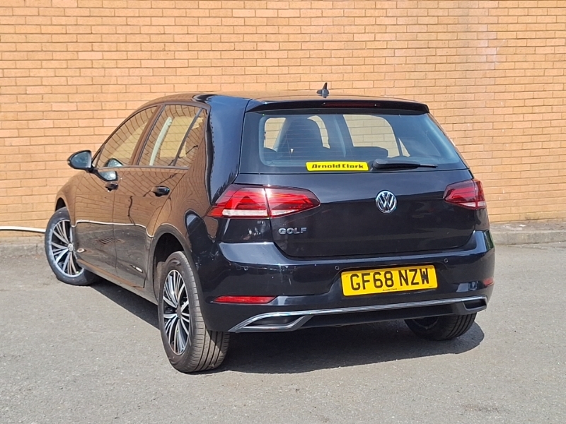 Volkswagen Golf 1.6 Tdi Se Nav GF68NZW Black #2