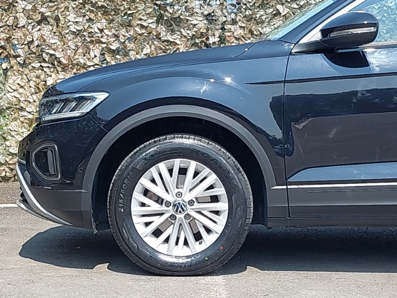 Volkswagen T-Roc Hatchback Black #19