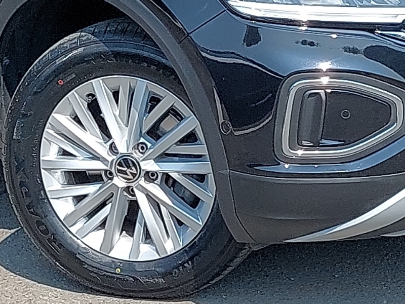 Volkswagen T-Roc Hatchback Black #20