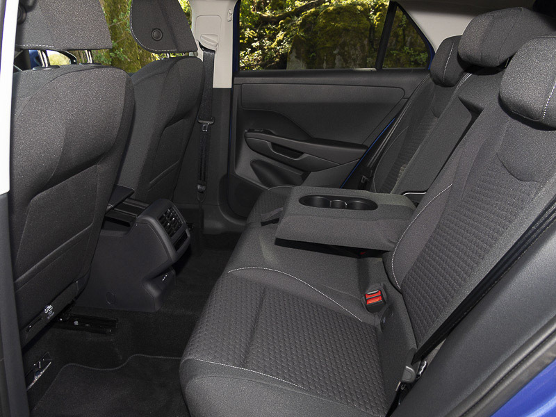 Volkswagen T-Roc 1.5 Etsi Life Dsg Blue #6