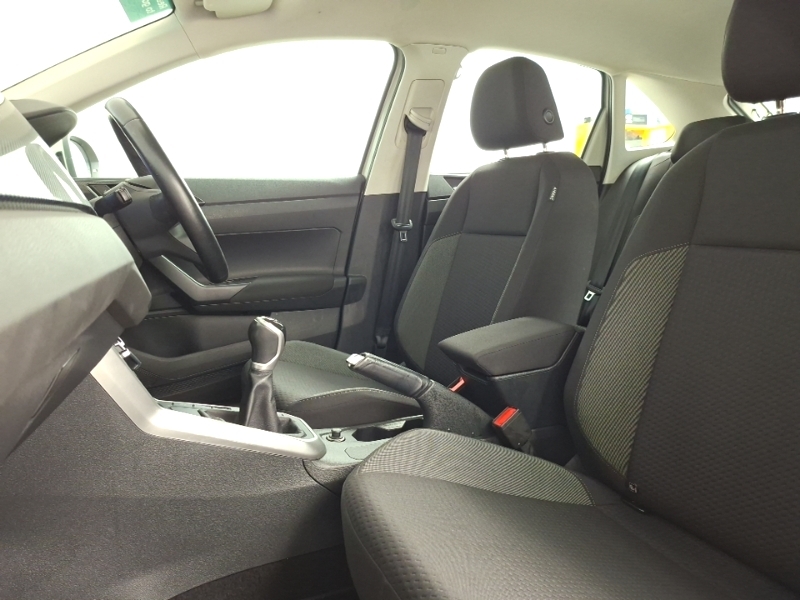 Volkswagen Taigo 1.0 Tsi Life Grey #5