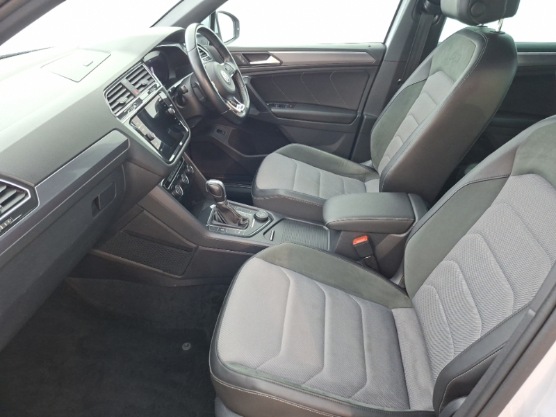 Volkswagen Tiguan 2.0 Tdi 150 4Motion R-line Dsg VN68ZBW Silver #5
