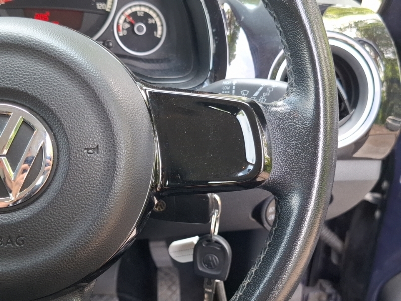 Volkswagen Up Move Up Silver #13
