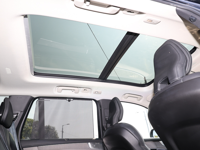 Volvo XC90 Ultra Black #19