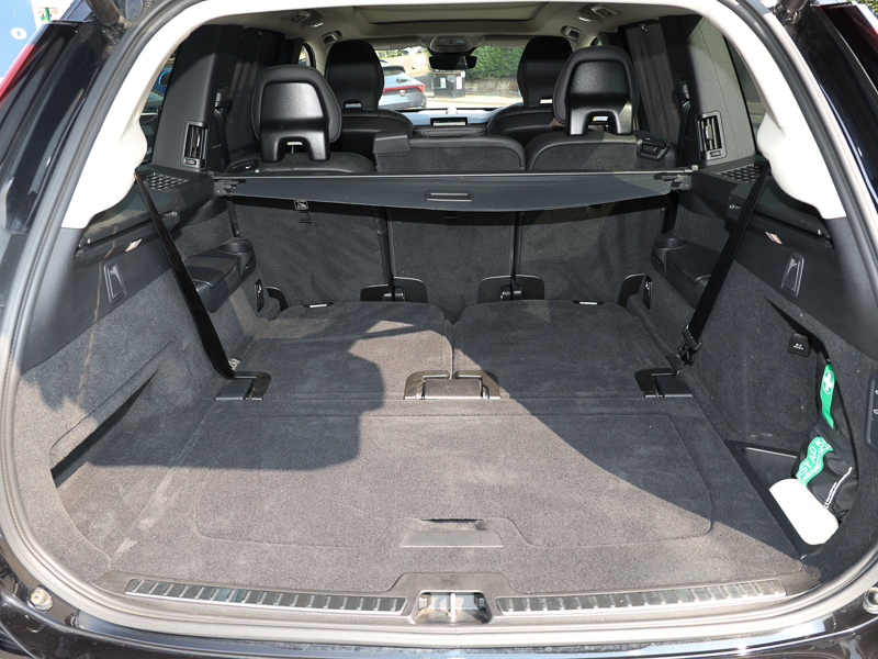 Volvo XC90 Ultra Black #20