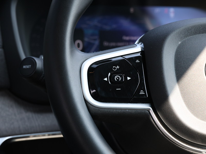 Volvo XC90 Ultra Black #10