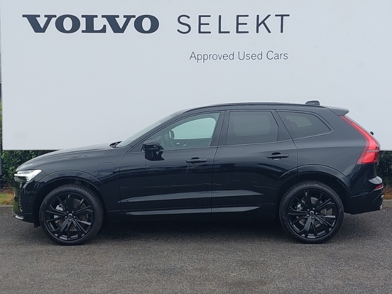 Volvo XC60 2.0 T6 350 Phev Plus Black Ed Awd Gtron Ni Black #4